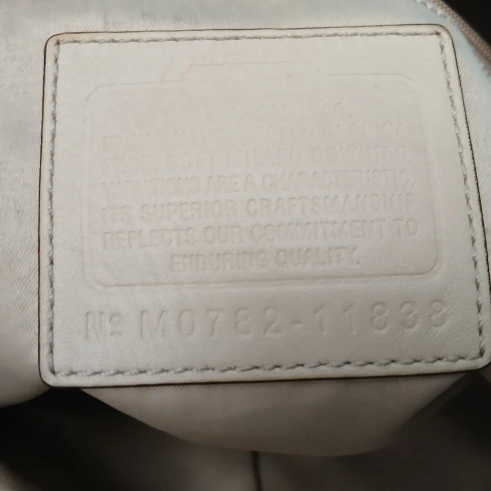 Coach Cream Leather Hobo Bag with Crescent Shape - Picture 11 of 14